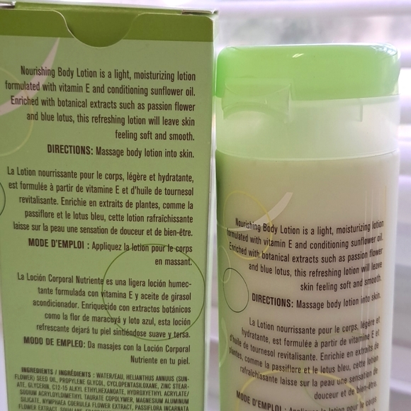 Mary Kay Lotus and Bamboo Lotion - Picture 2 of 2